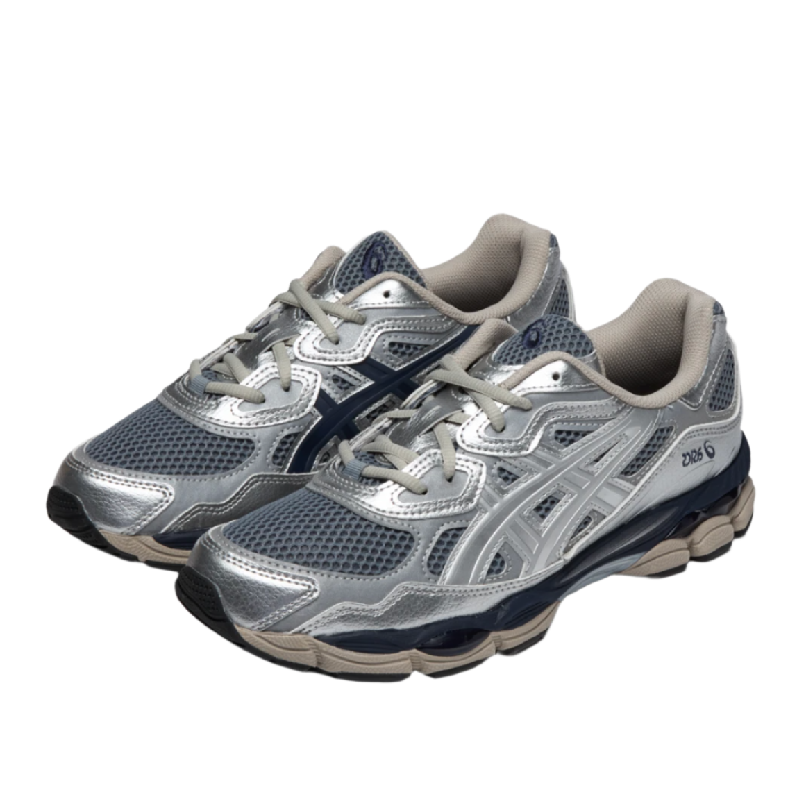 ASICS x BILLY'S Gel-NYC&nbsp;aus der exklusiven Herbst-Winter-Kollektion 2024 – jetzt bei Kickskult verfügbar.

Farbe: PURE SILVER/MIDNIGHT
Produkt-ID: 1203A581-020