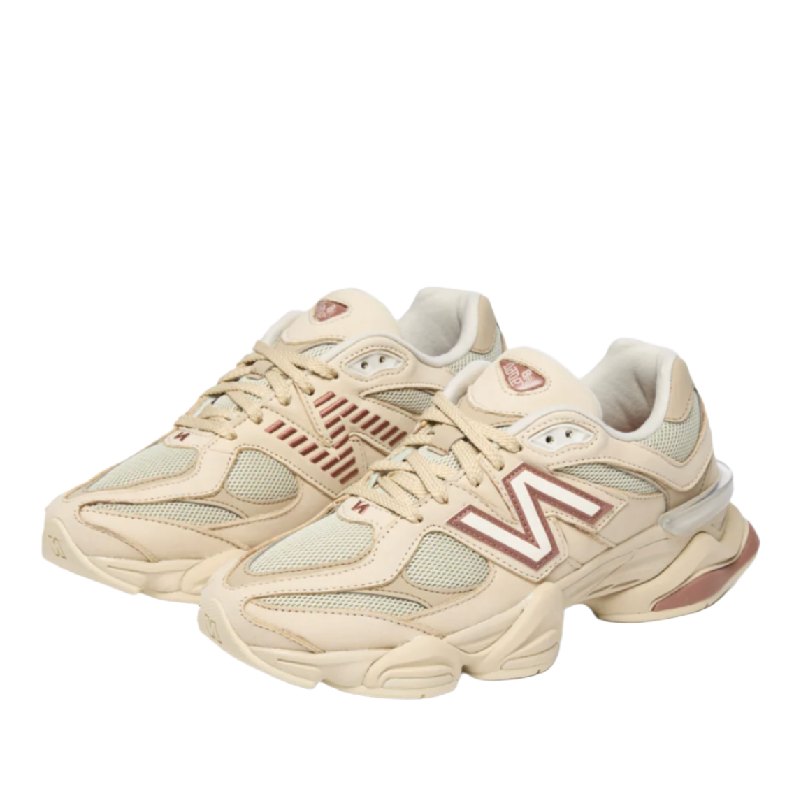 Modell New Balance 9060 V1 aus der Herbst-Winter-Kollektion 2024, ab sofort erhältlich bei Kickskult.

Farbe: SBONE (104)
Produkt-ID: U9060ZGC