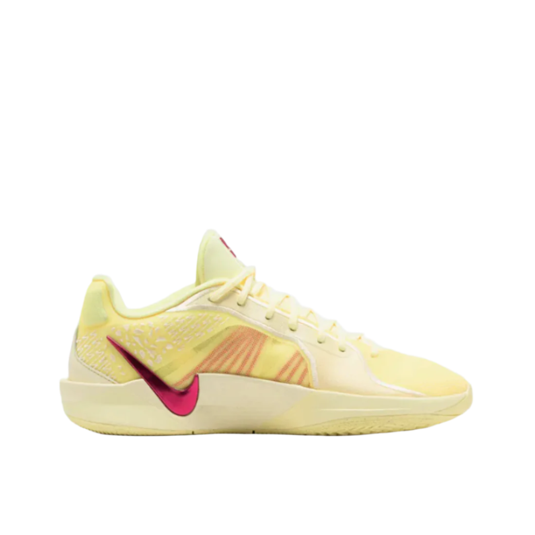 Modèle W Sabrina 2 signé Nike, issu de la collection Automne-Hiver 2024, désormais disponible chez&nbsp;Kickskult.

Couleur:&nbsp; CITRON TINT/ROYAL PULSE-ALABASTER
ID Produit : FQ2174-800
