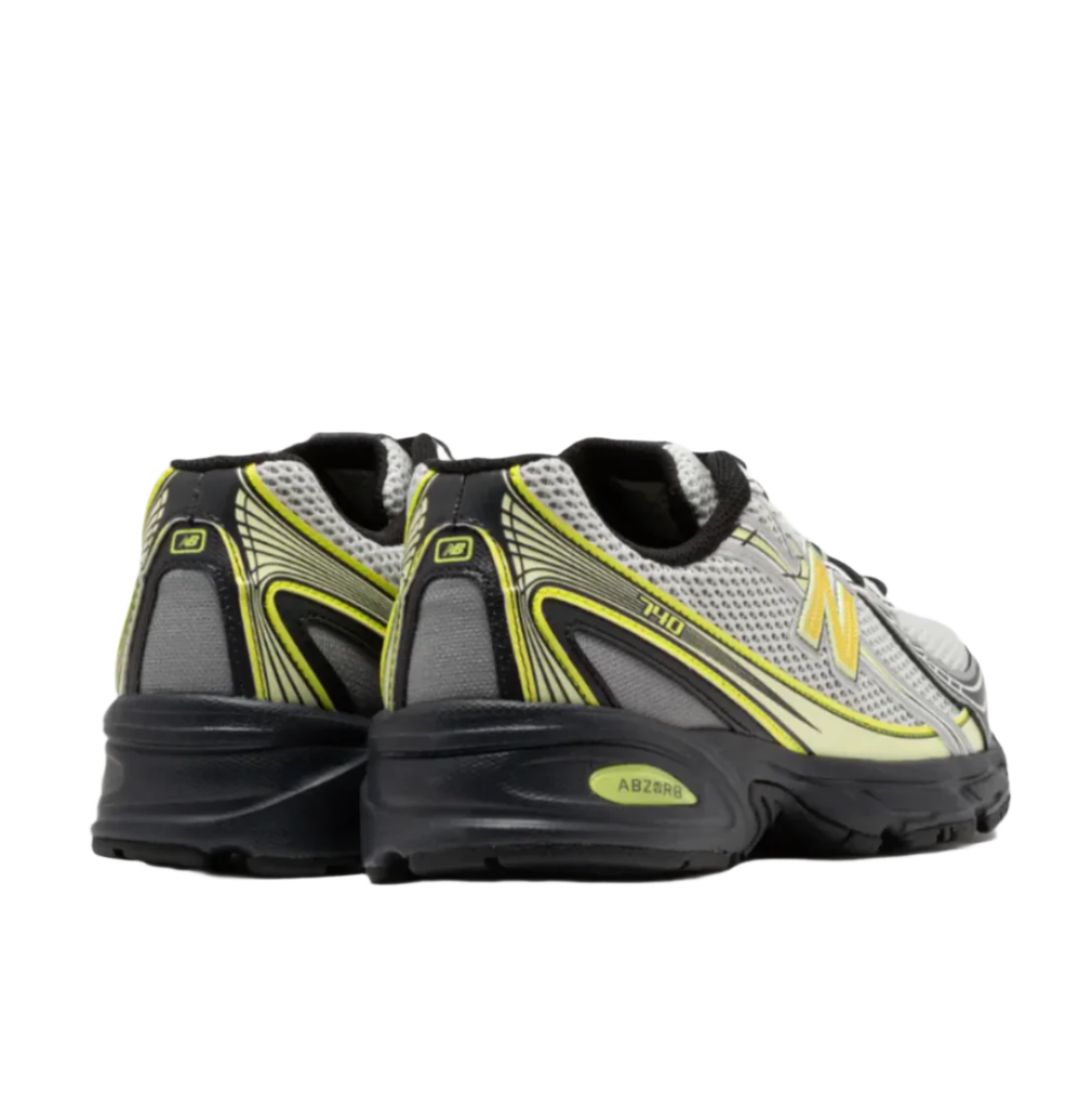 Modèle New Balance U740V2, issu de la collection Automne-Hiver 2024, désormais disponible chez Kickskult.

Couleur:&nbsp;&nbsp;SEA SALT

ID Produit:&nbsp;U740FR2